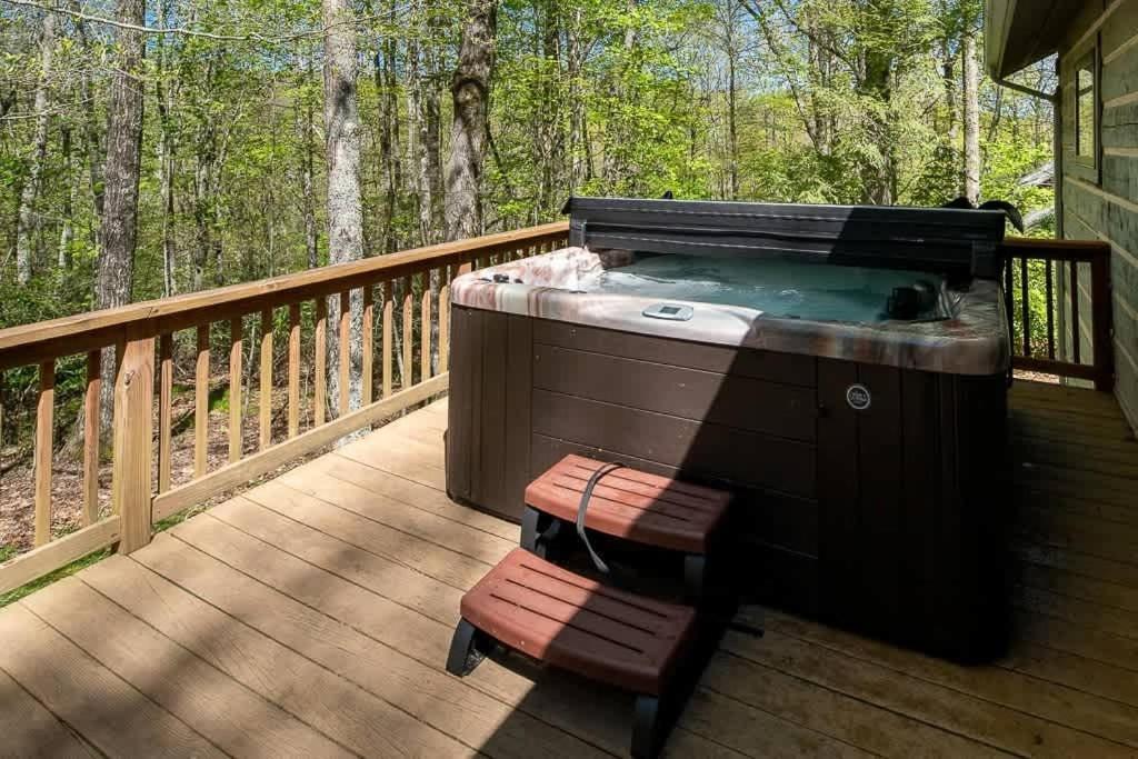 Cozy ‘Grey Fox’ Cabin Between Boone&Blowing Rock Zewnętrze zdjęcie